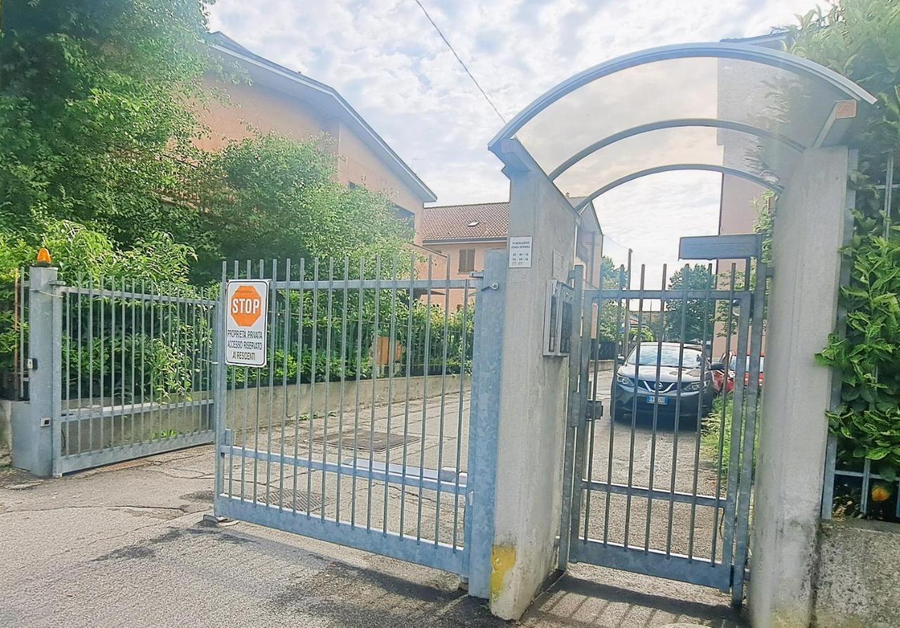 Apartamento La Petite Maison Agrate Brianza Exterior foto